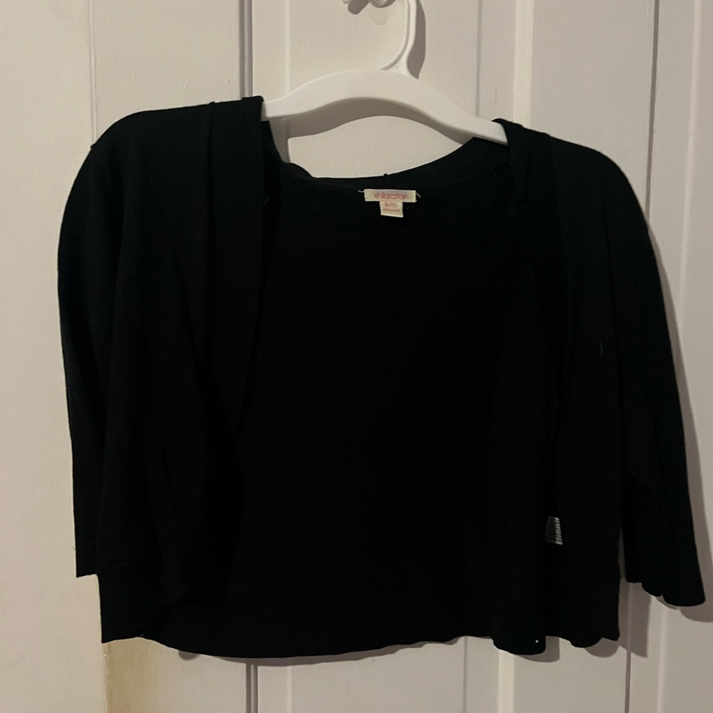 Black Women's Crop Sweater